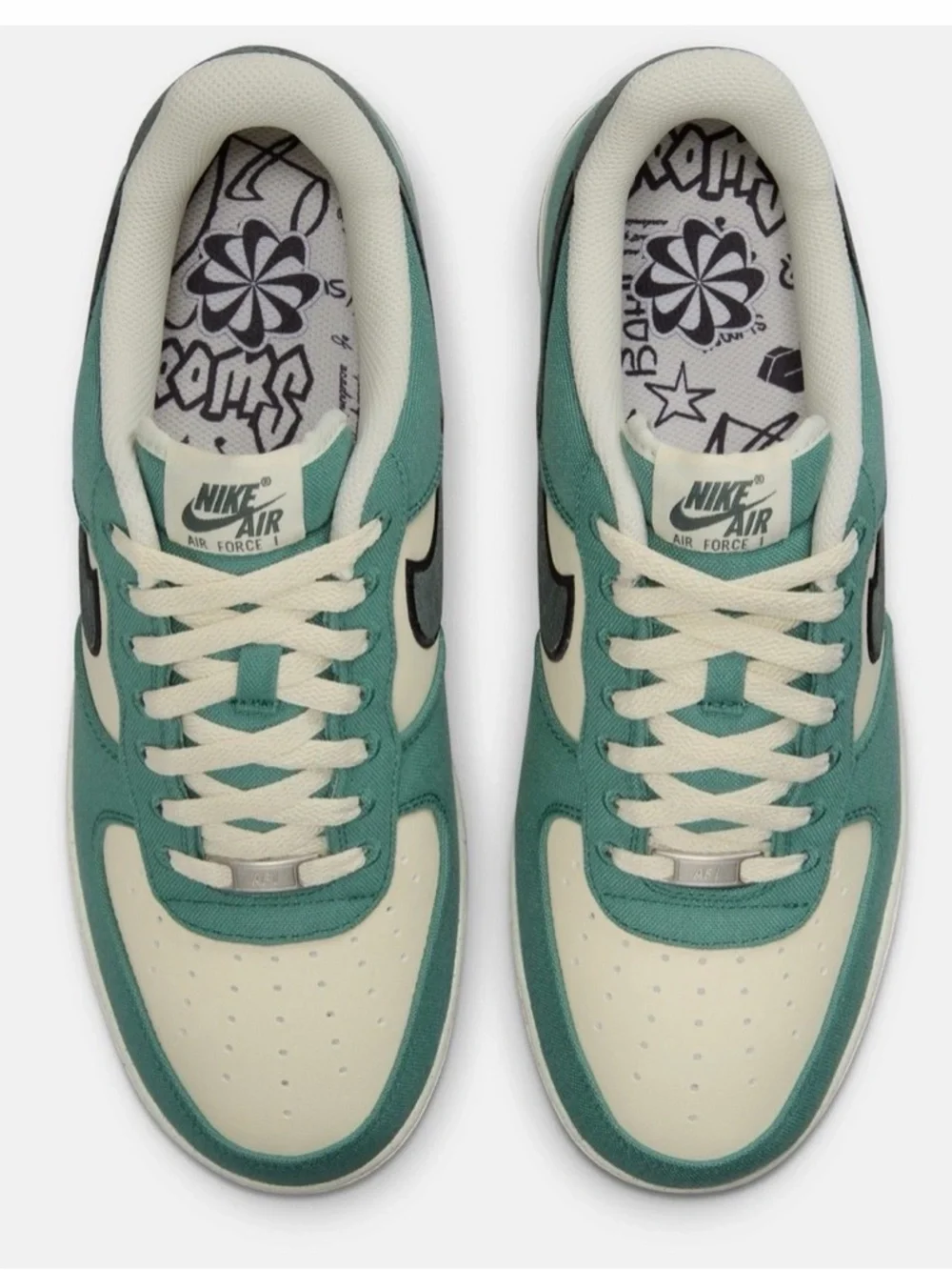 Nike Kids Low-Top Teal, Cream & Black Sneakers